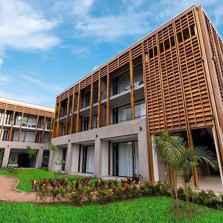 Le Petit Village Boutique Hotel & Spa Kampala Exterior foto