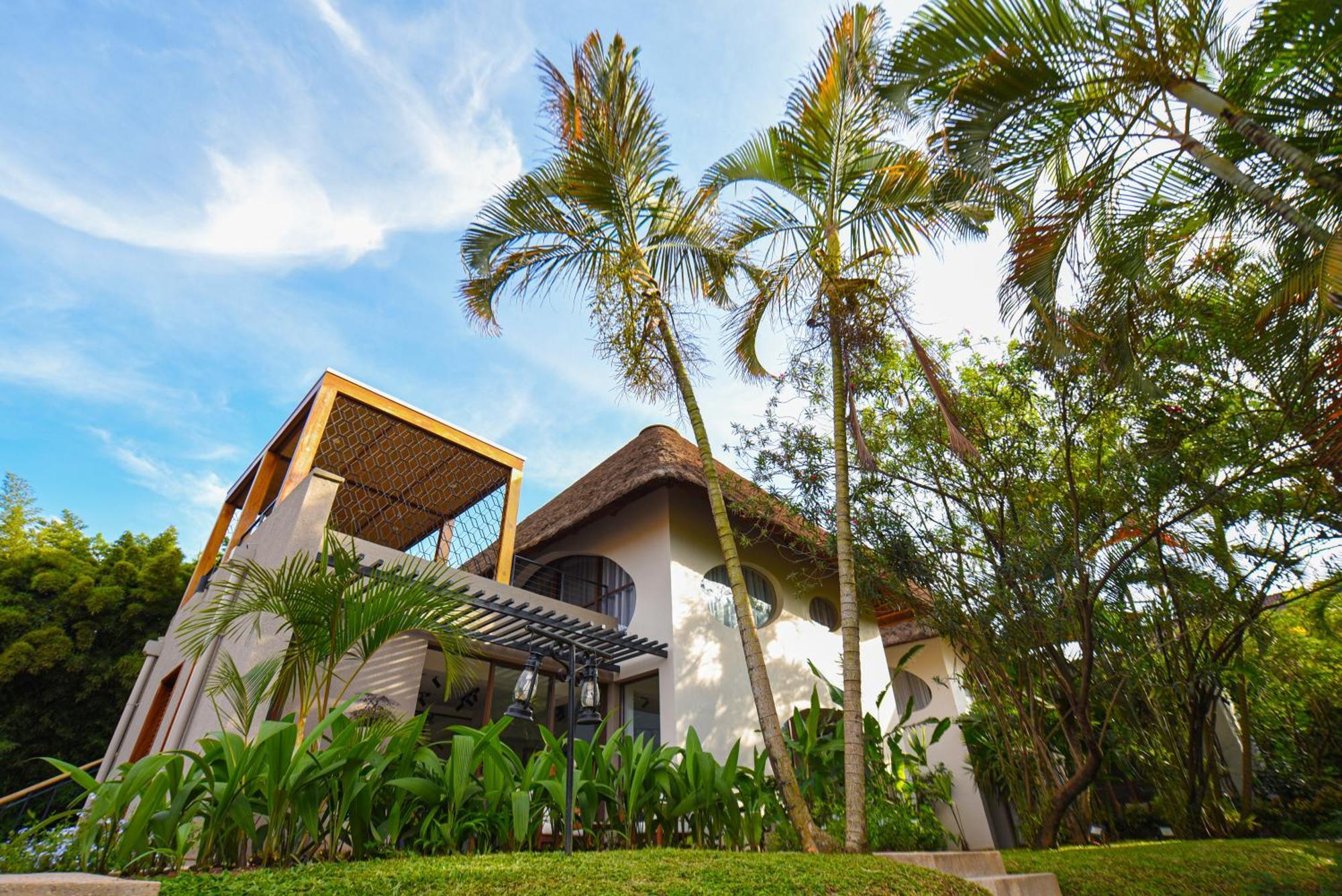 Le Petit Village Boutique Hotel & Spa Kampala Exterior foto